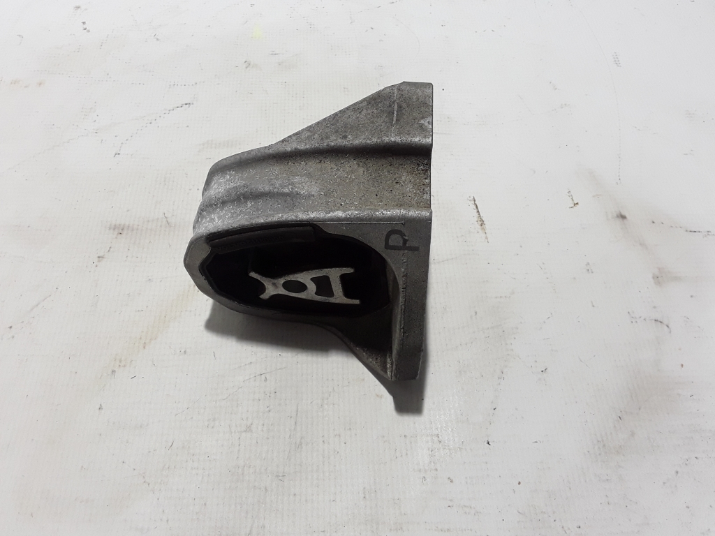 VOLVO XC90 2 generation (2014-2024) Right Side Engine Mount 31480990 21013533