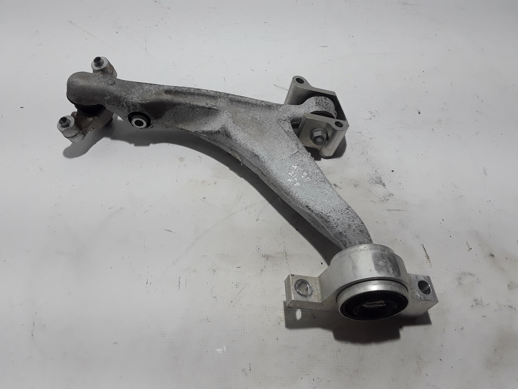 Used VOLVO XC90 Front lever 32381882