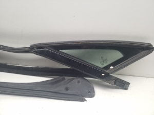 Mercedes Benz E-Class W207 (2009–2017) Rear quarter glass seal A2076700339 - 3