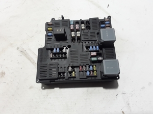  Fuse blocks 