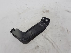 VOLVO XC90 (2015–2024) Front fender bracket 31371011 - 2