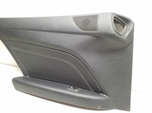  Upholstery of rear side doors 