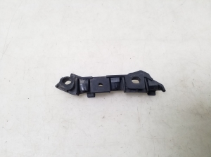  Front bumper bracket 