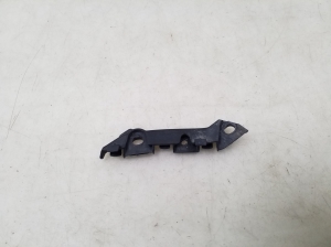  Front bumper bracket 