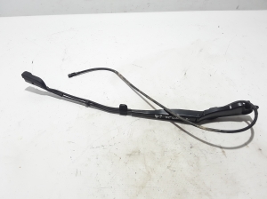  Windshield wiper blade 