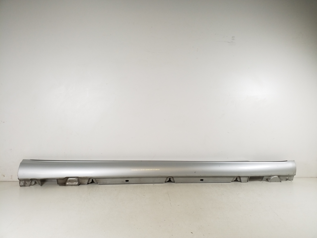 MERCEDES-BENZ C-Class W205/S205/C205 (2014-2023) Right Side Plastic Sideskirt Cover A2056907202, A2056980454 21610110