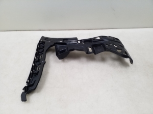 Rear bumper bracket - A2538858402