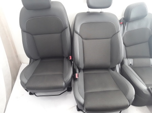RENAULT Koleos (2016–2026) Interior and its parts - 3