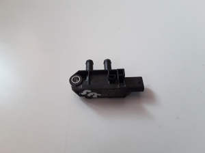  Exhaust gas sensor 