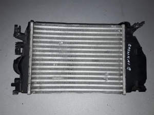   Intercooler radiaator 