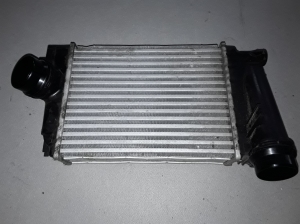  Intercooler radiaator 