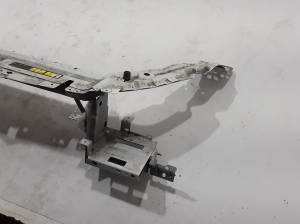 Land Rover Discovery Sport (2014–2026) Schlossträger und seine Teile (Frontmaske) LR084656 - 3