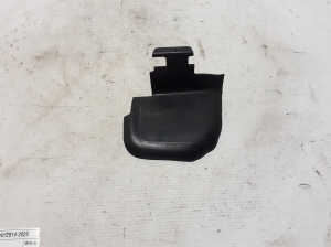   Ein weiteres Detail des vorderen Stoßfängers  - FK728310AC 
