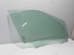 Land Rover Discovery Sport (2014–2026) Priekšējo durvju stikls LR080134 - 2
