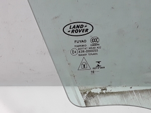 Land Rover Discovery Sport (2014–2026) Priekšējo durvju stikls LR080134 - 3