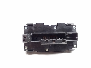 Mercedes Benz E-Class W210 (1995–2002) Warnblinkschalter A2108208010 - 4
