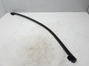   Front door outer window molding  - LR058480 