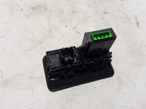 Land Rover Discovery Sport (2014–2026) Headlight leveling switch GK7211654CB - 2