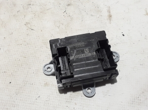   Rear side door control unit  - HL8314D619AB 