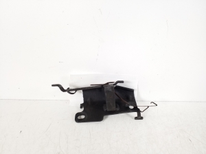 Mercedes Benz C-Class 205 (2014–2021) Heckscheibenrollo Halter A2058605800 - 2