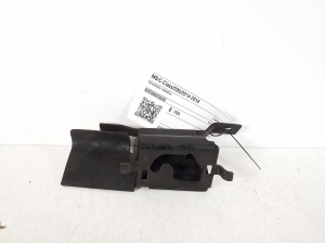 Mercedes Benz C-Class 205 (2014–2021) Heckscheibenrollo Halter A2058605600 - 2