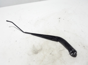 Land Rover Discovery Sport (2014–2026) Windshield wiper arm FK7217526BA - 2