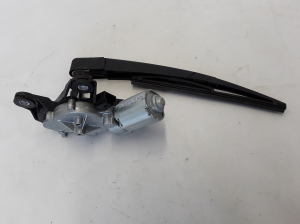  Rear wiper motor 