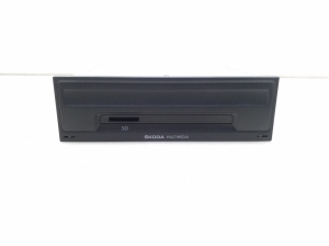 Radio / CD-Player / DVD-Player / Navigation - 5Q0035840A