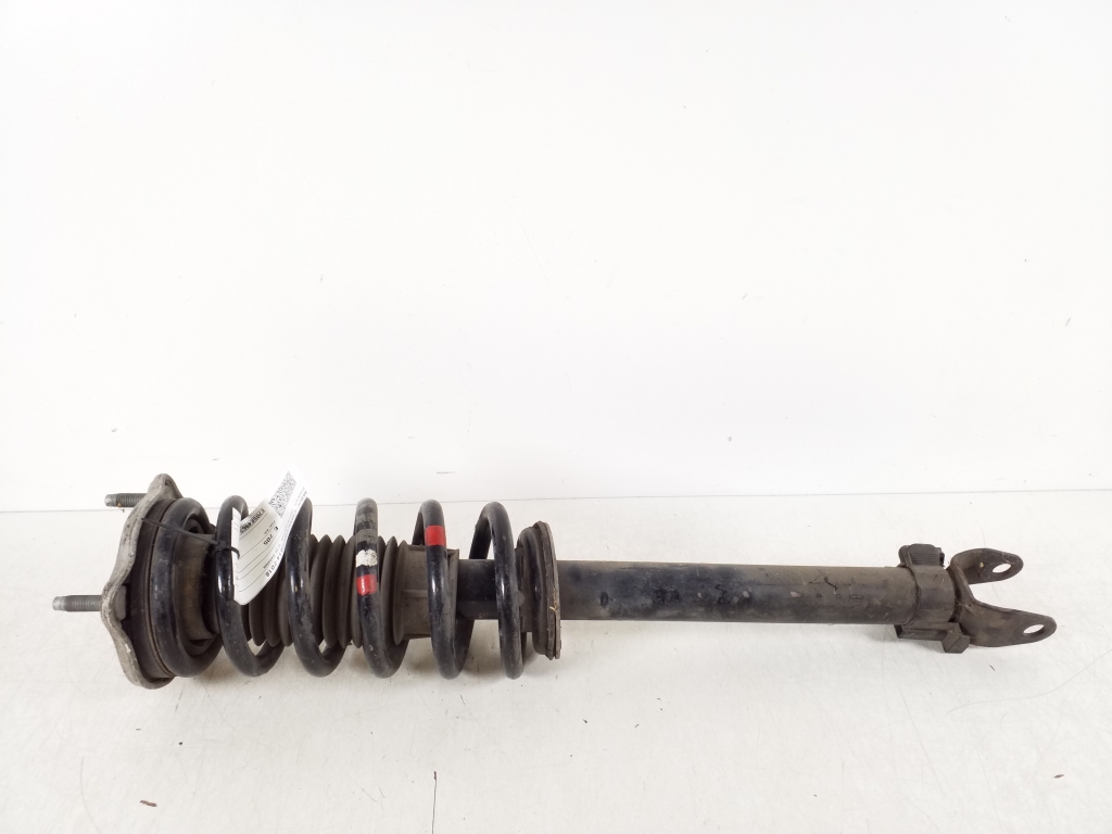 Mercedes Benz C-Class 205 (2014–2021) Eesmine amort ja selle komponendid Mercedes Benz C-Class 205 (2014–2021) Eesmine amort ja selle komponendid