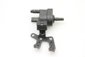 Volkswagen Polo V (2009–2017) Sonstiges Ventil 06H906517T - 4
