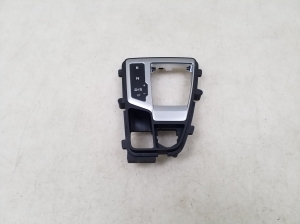 Gear lever trim - 80B713111C
