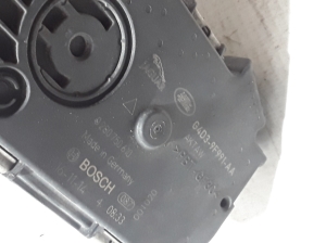  Accelerator valve 