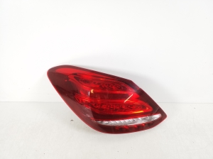  Rear corner lamp 