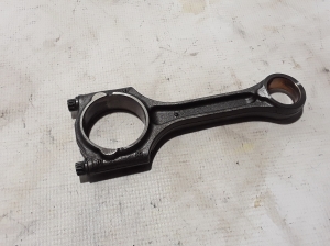  Connecting rod 