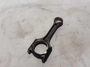  Connecting rod 