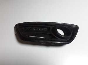  Front bumper fog lamp cover 