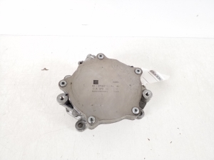 Mercedes Benz C-Class 205 (2014–2021) Vaakumpump A2701800901 - 2