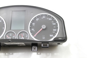 Volkswagen Tiguan (2007–2016) Instrument cluster 5N0920970D - 5