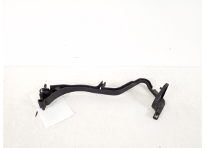 Mercedes Benz C-Class 205 (2014–2021) Muu kinnitus A2055468380 - 2