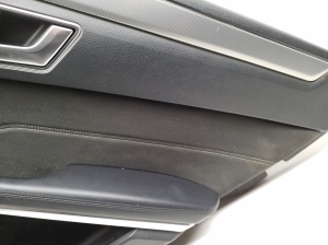  Upholstery of rear side doors 