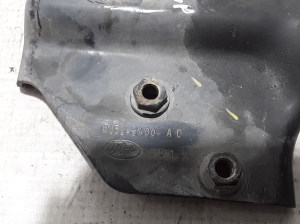 Land Rover Discovery Sport (2014–2026) Front subframe bracket BJ325400AC - 2