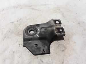   Front subframe bracket  - BJ325400AC 
