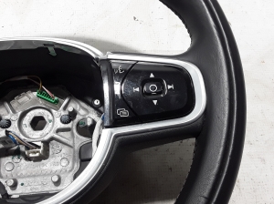 VOLVO XC90 (2015–2024) Lenkrad 31407817 - 3
