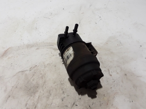  Fuel filter housing 