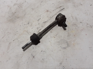  Rear stabilizer link 