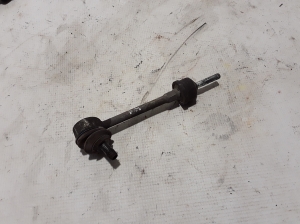  Rear stabilizer link 