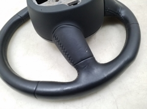  Steering wheel 