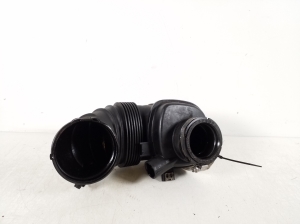 Mercedes Benz E-Class W212 (2009–2015) Luftansaugschlauch A6510900437 - 2