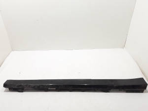 Exterior sill trim - 7363395