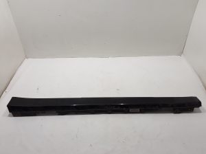 Exterior sill trim - 7363396
